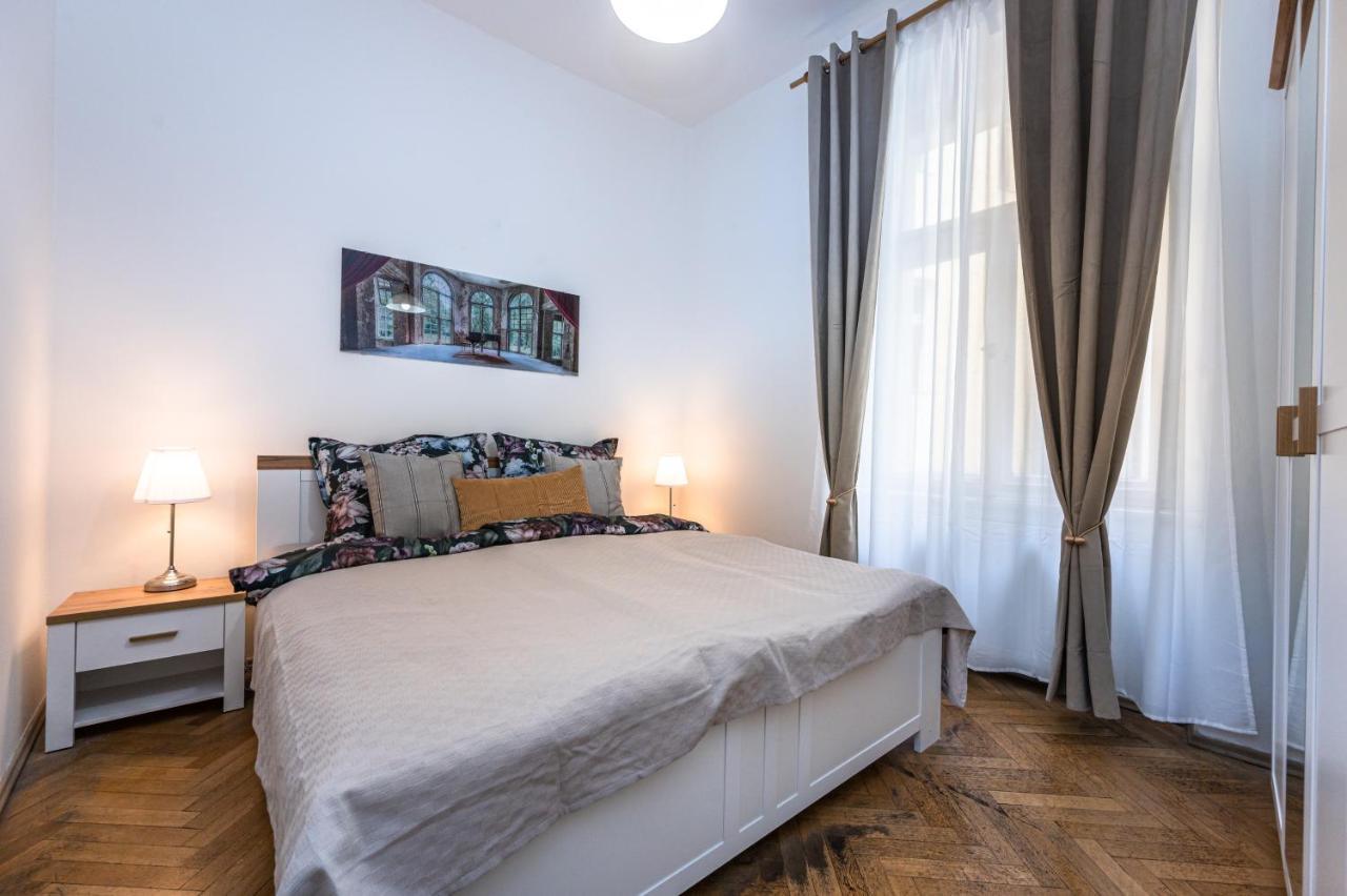 Tynska Ulicka Apartment Прага Экстерьер фото